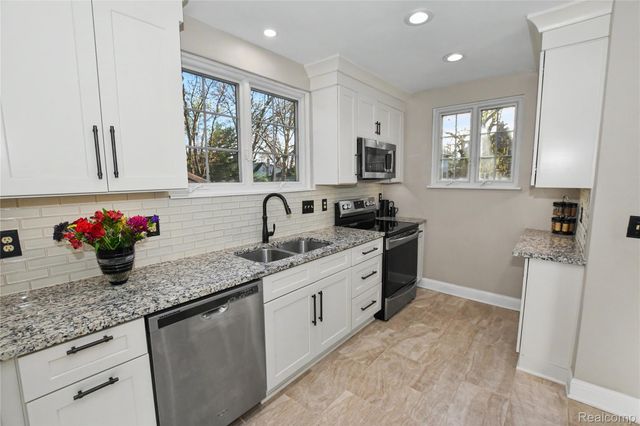 1200 Gardner Avenue, Ann Arbor, MI 48104