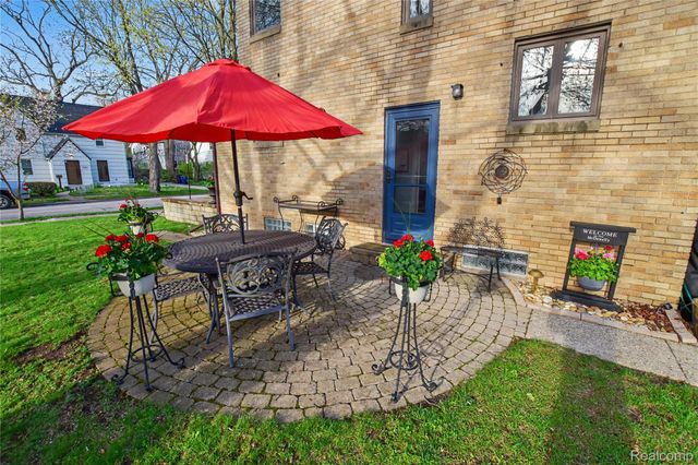 1200 Gardner Avenue, Ann Arbor, MI 48104