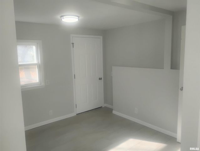 1131 N WILDWOOD Court, Peoria, IL 61604