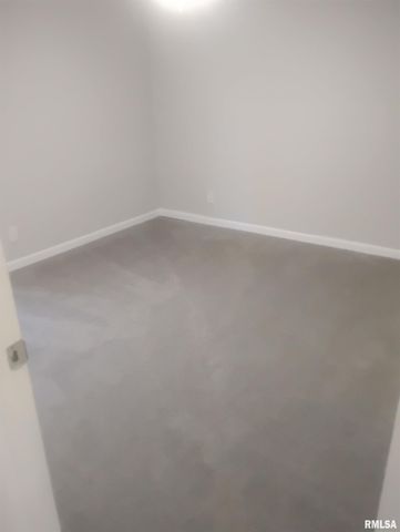 1131 N WILDWOOD Court, Peoria, IL 61604