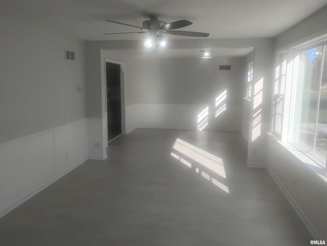 1131 N WILDWOOD Court, Peoria, IL 61604