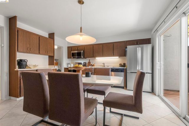 515 Tamarack Dr 15, Union City, CA 94587