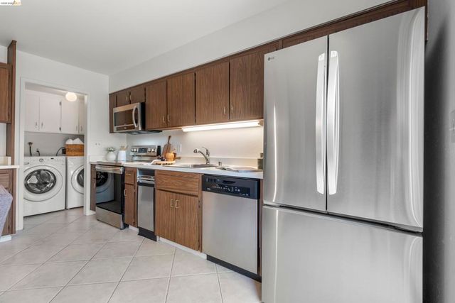 515 Tamarack Dr 15, Union City, CA 94587