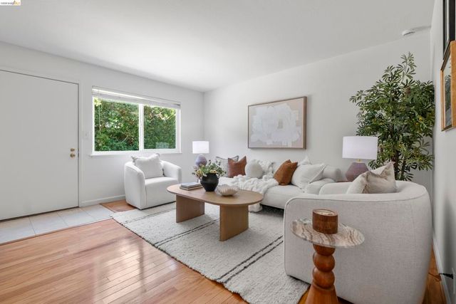 515 Tamarack Dr 15, Union City, CA 94587