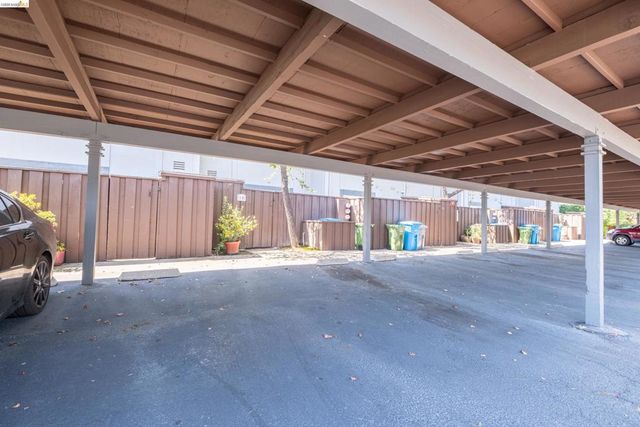 515 Tamarack Dr 15, Union City, CA 94587