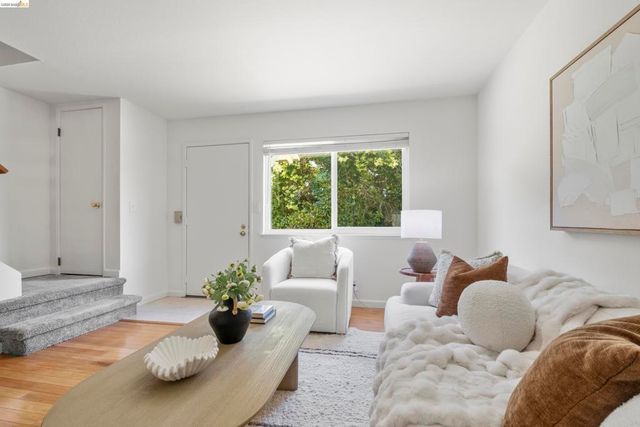 515 Tamarack Dr 15, Union City, CA 94587