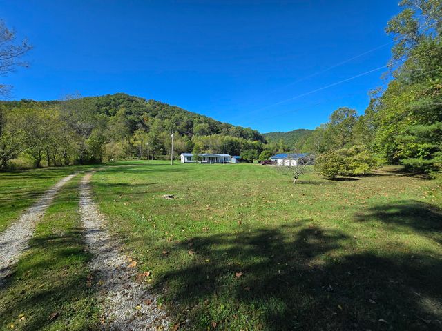 163 Eulett Lane, Vanceburg, KY 41179