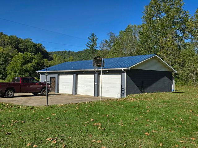 163 Eulett Lane, Vanceburg, KY 41179