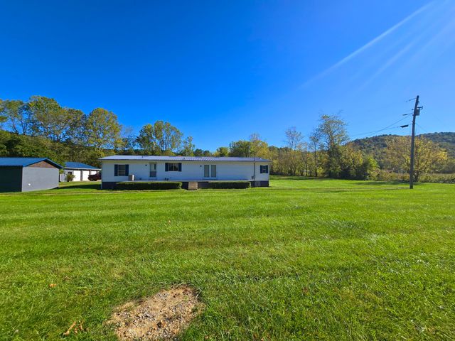 163 Eulett Lane, Vanceburg, KY 41179