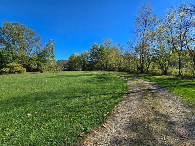 163 Eulett Lane, Vanceburg, KY 41179