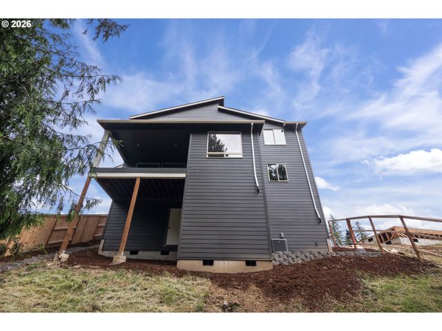 14183 Se Iseli Ln, Clackamas, OR 97015