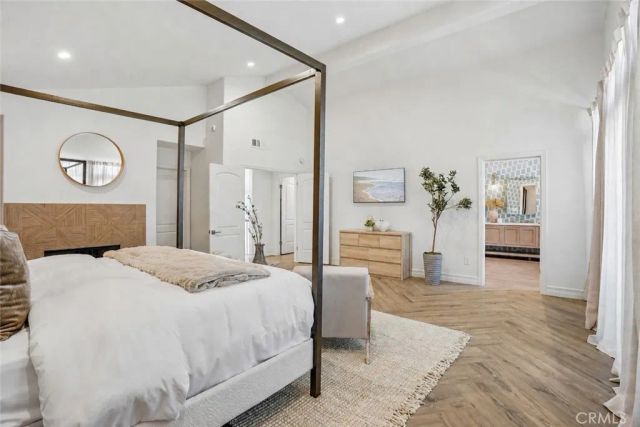 3501 Maple Avenue, Manhattan Beach, CA 90266