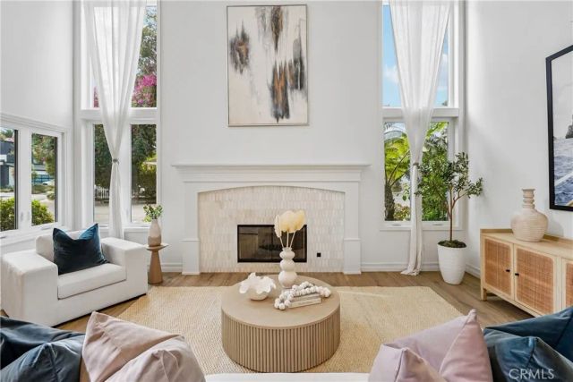 3501 Maple Avenue, Manhattan Beach, CA 90266