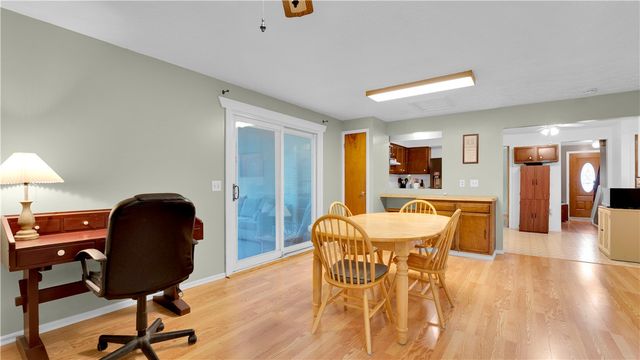 6170 Deerfield Drive, Farmington, NY 14425