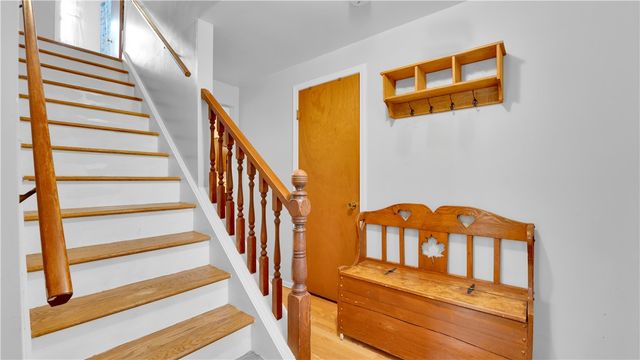 6170 Deerfield Drive, Farmington, NY 14425
