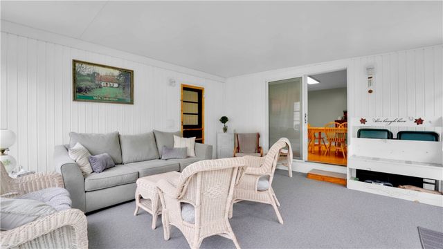 6170 Deerfield Drive, Farmington, NY 14425