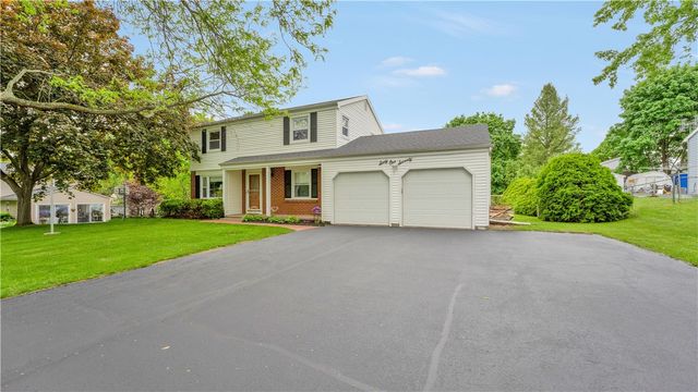 6170 Deerfield Drive, Farmington, NY 14425