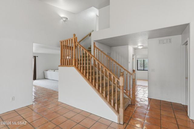 10290 N Krauswood Lane, Oro Valley, AZ 85737