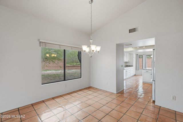 10290 N Krauswood Lane, Oro Valley, AZ 85737