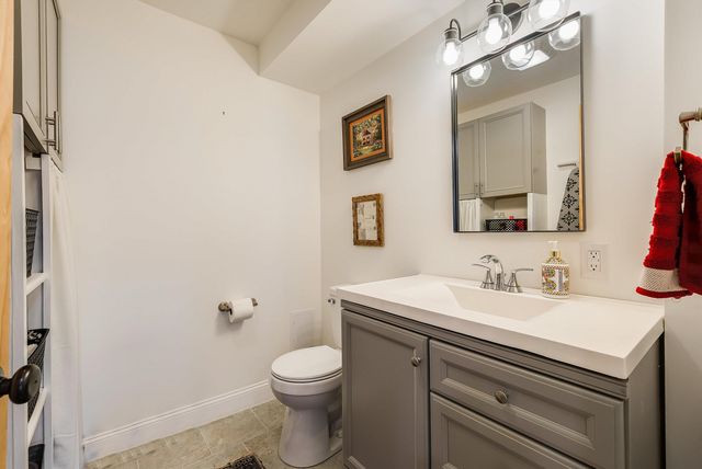 917 W BEVERLEY ST, Staunton, VA 22980