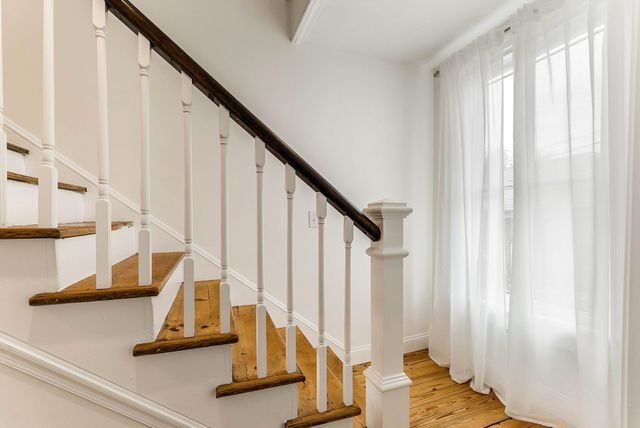 917 W BEVERLEY ST, Staunton, VA 22980