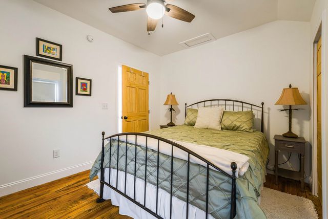 917 W BEVERLEY ST, Staunton, VA 22980