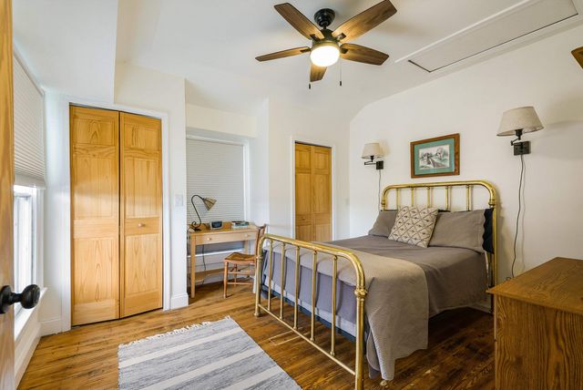 917 W BEVERLEY ST, Staunton, VA 22980