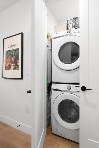 1701 Simond Ave 215, Austin, TX 78723