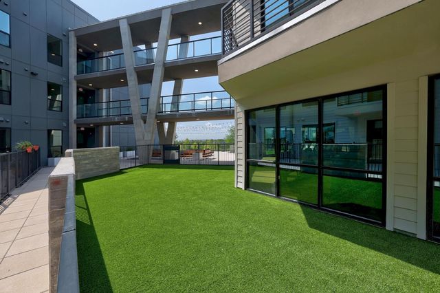 1701 Simond Ave 215, Austin, TX 78723