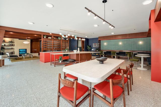 1701 Simond Ave 215, Austin, TX 78723