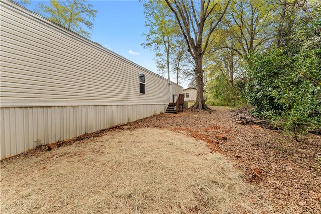 126 Page Road, Pelzer, SC 29669