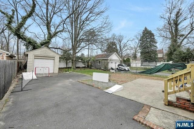167 Rockwood Place, Englewood, NJ 07631