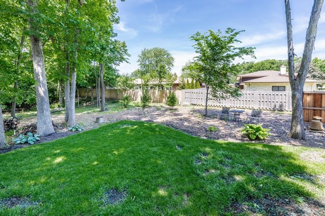 140 Janis Court, Wood Dale, IL 60191