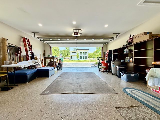 140 Janis Court, Wood Dale, IL 60191