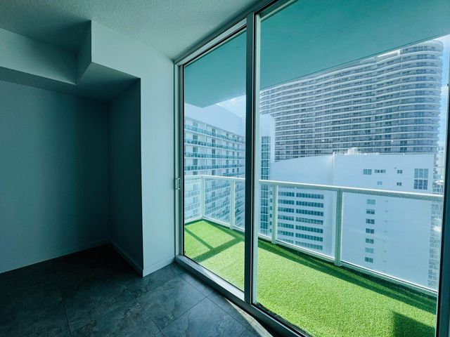 1900 N Bayshore Drive 3609, Miami, FL 33132