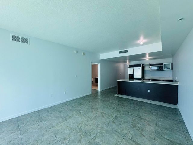 1900 N Bayshore Drive 3609, Miami, FL 33132