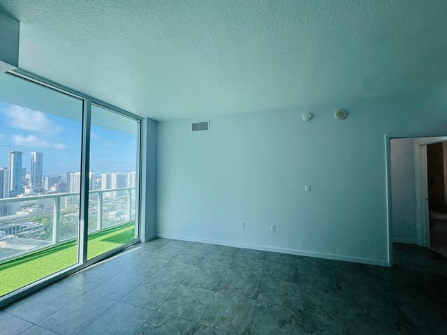 1900 N Bayshore Drive 3609, Miami, FL 33132