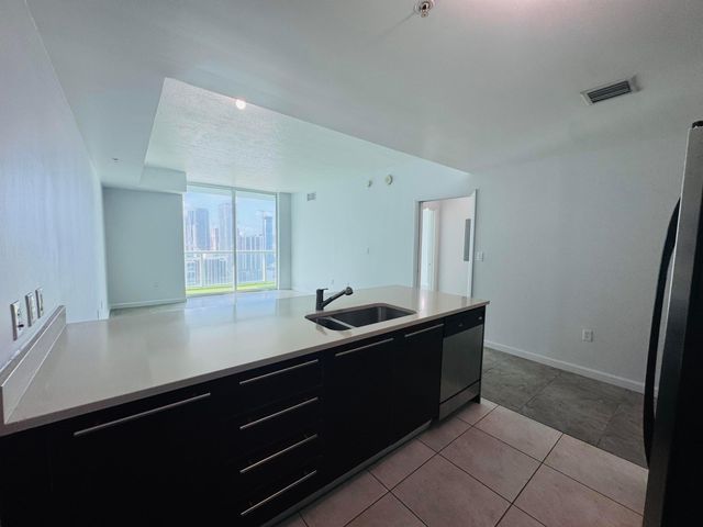 1900 N Bayshore Drive 3609, Miami, FL 33132