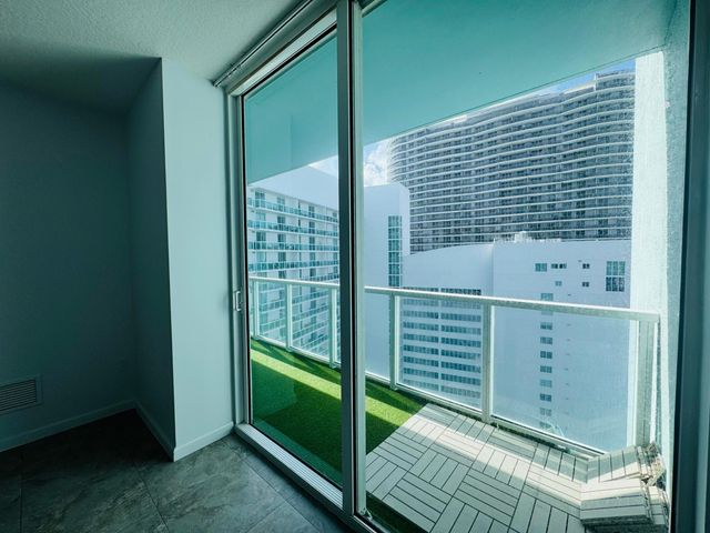 1900 N Bayshore Drive 3609, Miami, FL 33132