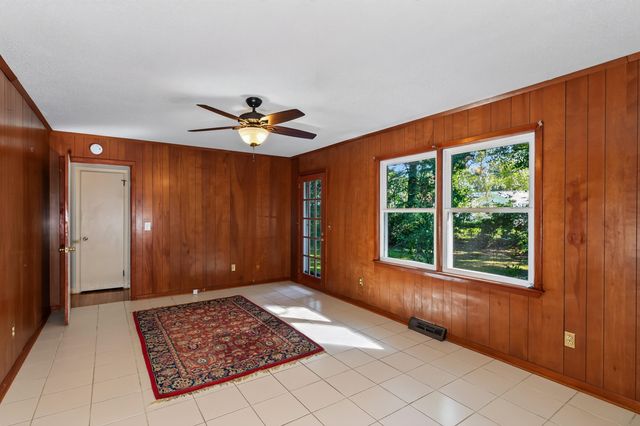 1887 Saint Julian Drive, Charleston, SC 29407