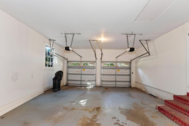1887 Saint Julian Drive, Charleston, SC 29407