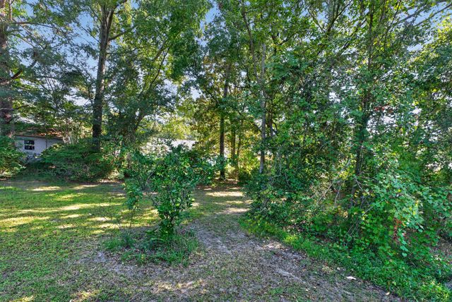 1887 Saint Julian Drive, Charleston, SC 29407