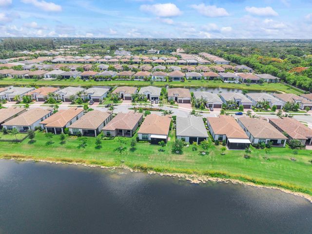 7885 Ironwood Way, Parkland, FL 33067