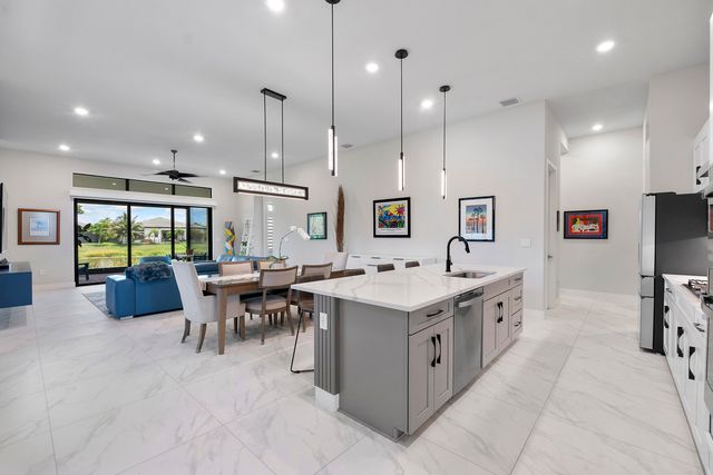 7885 Ironwood Way, Parkland, FL 33067