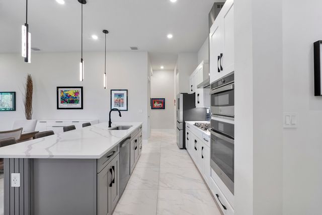 7885 Ironwood Way, Parkland, FL 33067