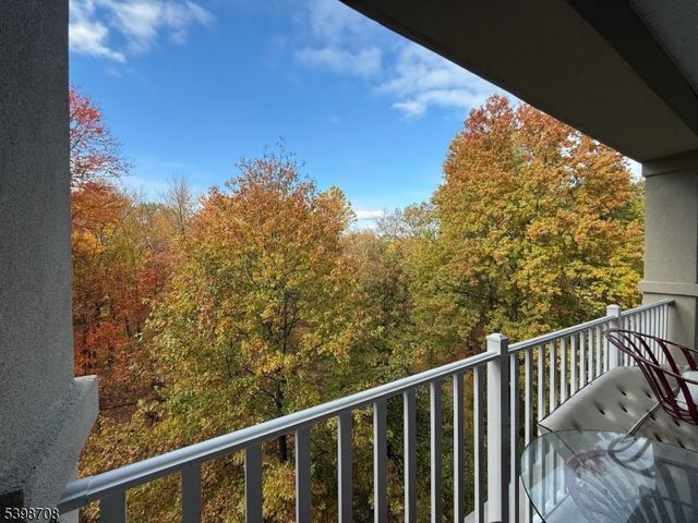 911 Holly Lane 11, Cedar Grove Twp., NJ 07009