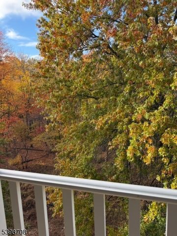 911 Holly Lane 11, Cedar Grove Twp., NJ 07009