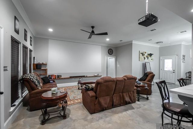 1522 Lamotte Ln, Port Allen, LA 70767