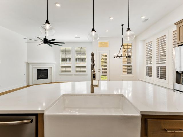 1806 Swayback Lane, Mansfield, TX 76063