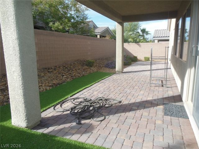 91 Buckthorn Ridge Court, Las Vegas, NV 89183